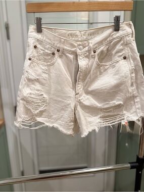American Eagle Outfitters Off-White Distressed Denim Cutoff Shorts
